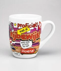 Paper Dreams Mok Cartoon-stijl Rijbewijs Keramiek 325ml Rood/wit 17 Paper Dreams Mok Cartoon-stijl Rijbewijs Keramiek 325ml Rood/wit -Keukenheld Verkoopwinkel 1034x1200 2