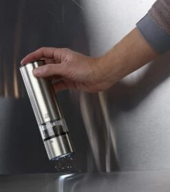 Peugeot Elis Sense U-Select Elektrische Pepermolen - 20 Cm 11 Peugeot Elis Sense U-Select Elektrische Pepermolen - 20 Cm -Keukenheld Verkoopwinkel 1064x1200