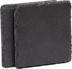 Whiskey Set - Incl. 2 Whiskey Glazen, 8 Whiskey Stones, 2 Onderzetters, Fluwelen Opbergzak, Opbergbox - Whisky Geschenkdoos - Glas - Herbruikbare IJsblokjes - Whiskey Stenen Voor Glazen - Peaky Blinders - Cadeau Voor Man & Vrouw -Keukenheld Verkoopwinkel 1200x1159 1