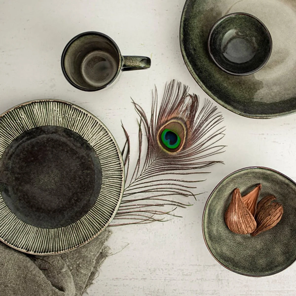 Dutch Rose Organic - Dutch Rose Set 16 Delig Servies Groen 3 Dutch Rose Organic - Dutch Rose Set 16 Delig Servies Groen - Afbeelding 3