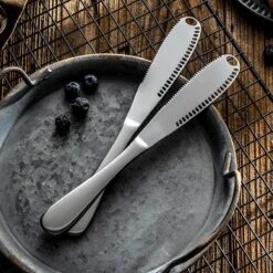 Merkloos Zilverkleurige 3-delige Botermessen Set - Roestvrijstaal - Messenset Voor De Boter - 3 X 20,8 X 1,6 Cm 11 Merkloos Zilverkleurige 3-delige Botermessen Set - Roestvrijstaal - Messenset Voor De Boter - 3 X 20,8 X 1,6 Cm -Keukenheld Verkoopwinkel 1200x1200 140