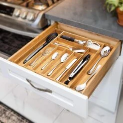 ACAZA Uitschuifbare Bestekbak In Bamboe Hout, Besteklade Met 7 Tot 9 Vakken, Ladeverdeler, Opbergbak, Bestekcassette, Verstelbaar -Keukenheld Verkoopwinkel 1200x1200 220