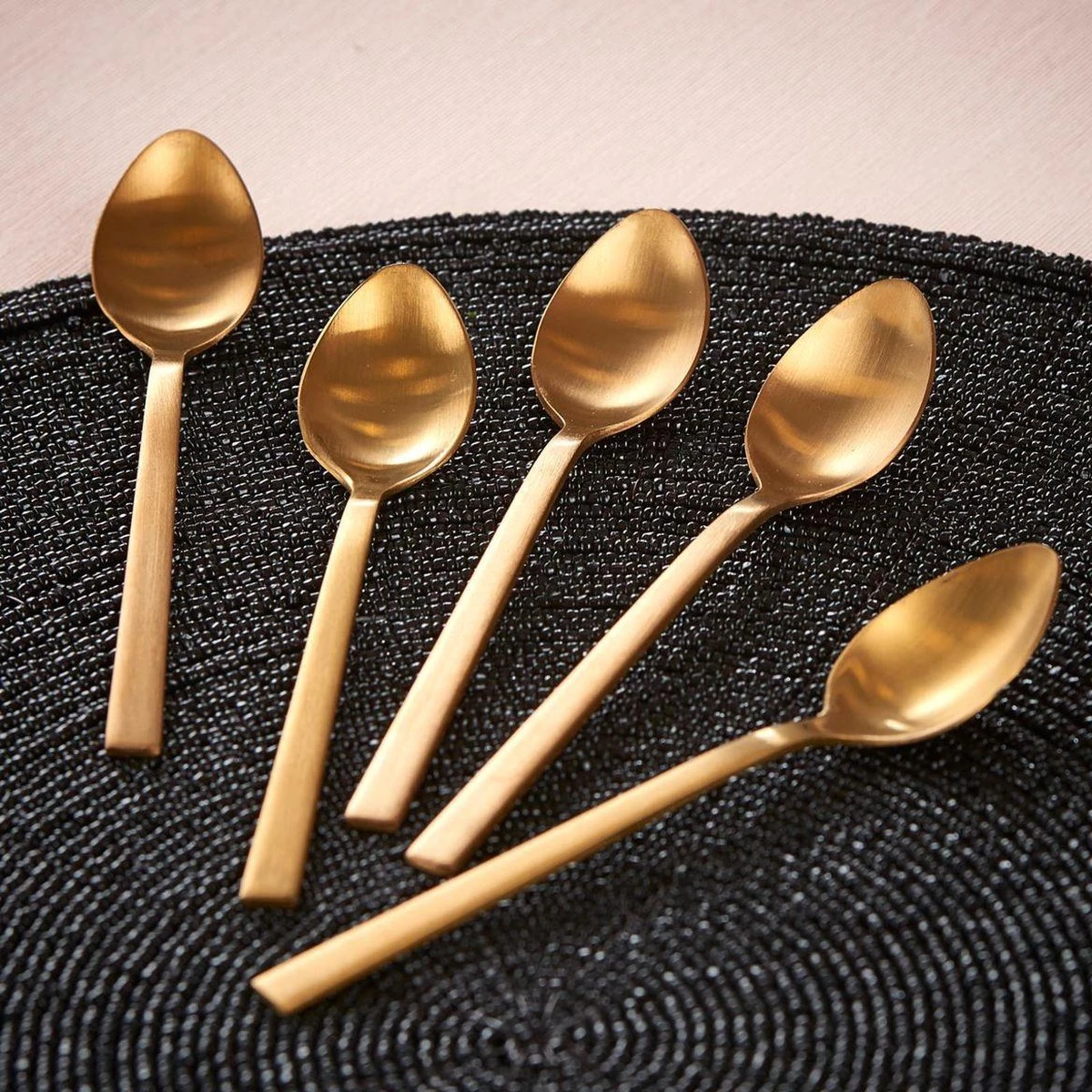 Merkloos 12 Koffie -en Theelepeltjes GOUD - Thee - Koffie - RVS - Goud 2 Merkloos 12 Koffie -en Theelepeltjes GOUD - Thee - Koffie - RVS - Goud - Afbeelding 2