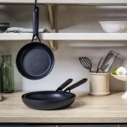 KitchenAid Classic Forged Aluminium Koekenpan ø20cm - Zwart - Inductie - Anti-aanbak -Keukenheld Verkoopwinkel 1200x1200 441