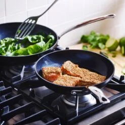 GreenPan Barcelona Infinity Pro Koekenpan 32cm - Zwart - Inductie - PFAS-vrij -Keukenheld Verkoopwinkel 1200x1200 474