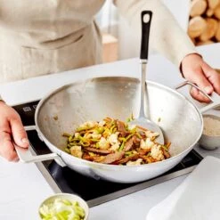 Demeyere Industry 5 RVS Wokpan – Wokpan Inductie – 30 Cm –2 Handvaten – PTFE-vrij -Keukenheld Verkoopwinkel 1200x1200 511
