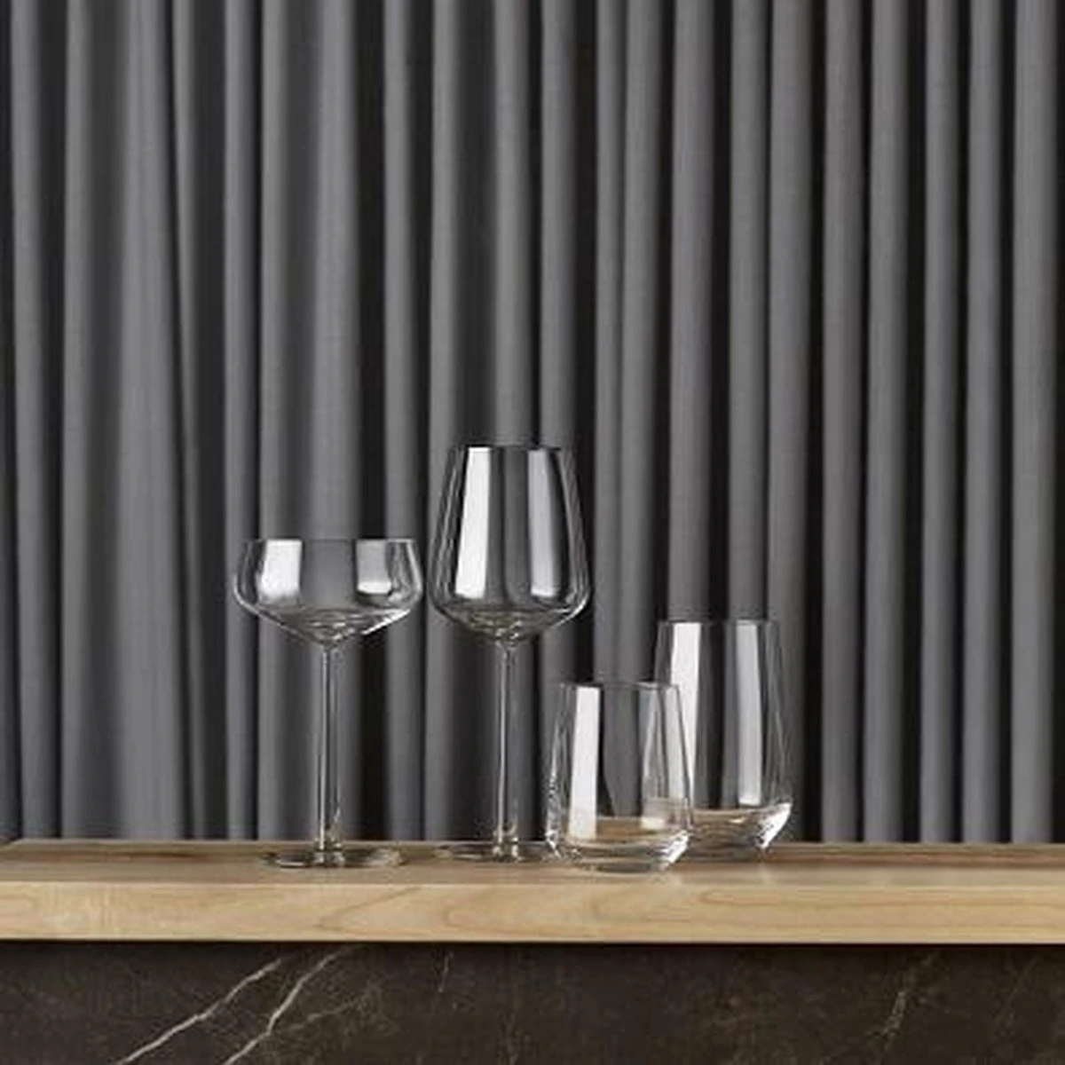 Iittala Essence - Wijnglazen Rode Wijn – Vaatwasserbestendig - Transparant - 45 Cl – Set Van 2 Glazen 11 Iittala Essence - Wijnglazen Rode Wijn – Vaatwasserbestendig - Transparant - 45 Cl – Set Van 2 Glazen - Afbeelding 11