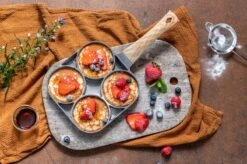 Magnani - Eierpan - 4 Bakplaten Van ⌀ 8 Cm - Voor Gas- En Elektrische Kookplaten - Aluminium - Houten Handvat - 38 X 18.7 X 2 Cm -Keukenheld Verkoopwinkel 1200x799 39