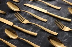 Bestekset - Bestek Goud Gehamerd -24 Delig-Zwitsers Kwaliteit-Complete Set-100% Roestvrijstaal-Gehamerd Gold 24k-Goud 24K 21 Bestekset - Bestek Goud Gehamerd -24 Delig-Zwitsers Kwaliteit-Complete Set-100% Roestvrijstaal-Gehamerd Gold 24k-Goud 24K -Keukenheld Verkoopwinkel 1200x799 9