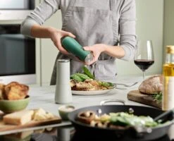 Zout- En Pepermolen, Groen, Set Van 2 Stuks - Joseph Joseph | Editions 15 Zout- En Pepermolen, Groen, Set Van 2 Stuks - Joseph Joseph | Editions -Keukenheld Verkoopwinkel 1200x972 4