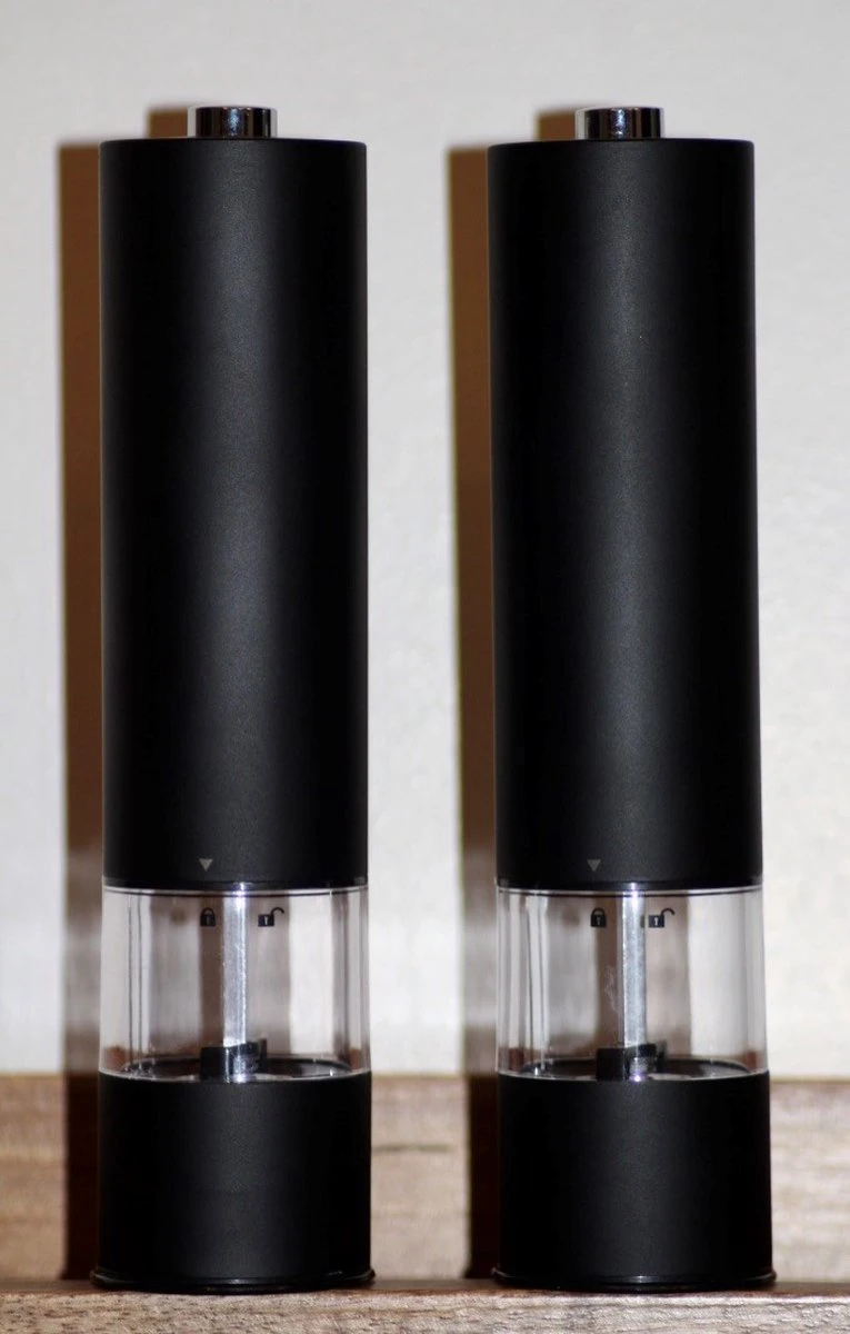 Allkinds Elektrische Peper En Zoutmolen Set - Peper En Zoutstel Elektrisch - Keukengerei - Batterij - Lichtgevend - RVS - Mat Zwart 3 Allkinds Elektrische Peper En Zoutmolen Set - Peper En Zoutstel Elektrisch - Keukengerei - Batterij - Lichtgevend - RVS - Mat Zwart - Afbeelding 3