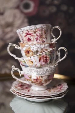 Clayre & Eef Kop En Schotel 200 Ml Roze Wit Porselein Rond Bloemen Servies Cadeau Voor Haar Cappuccino 12 Clayre & Eef Kop En Schotel 200 Ml Roze Wit Porselein Rond Bloemen Servies Cadeau Voor Haar Cappuccino -Keukenheld Verkoopwinkel 801x1200 15