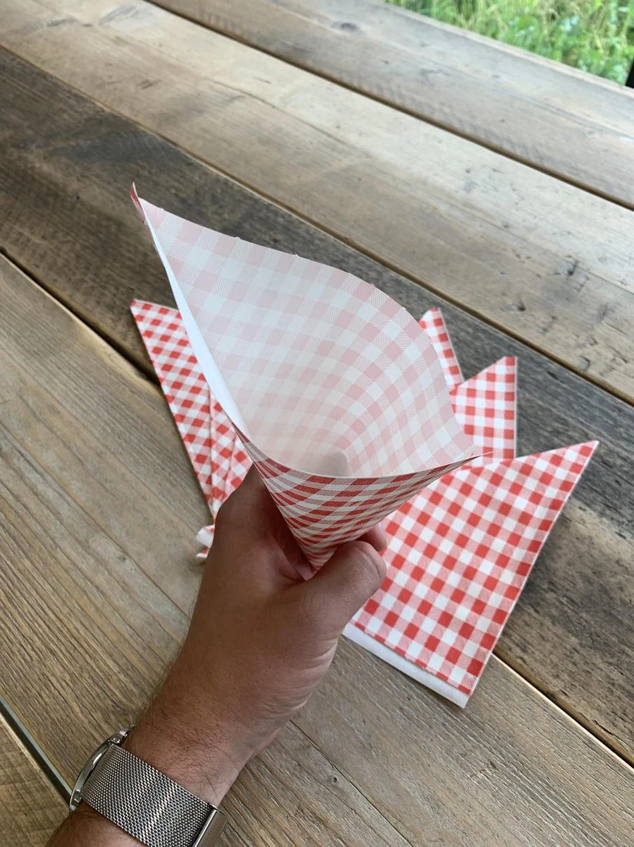 Papieren Frietzak | 50 Stuks | Patatzak | Rode Print | Frietzakken | Puntzakken | Frietzakjes 2 Papieren Frietzak | 50 Stuks | Patatzak | Rode Print | Frietzakken | Puntzakken | Frietzakjes - Afbeelding 2